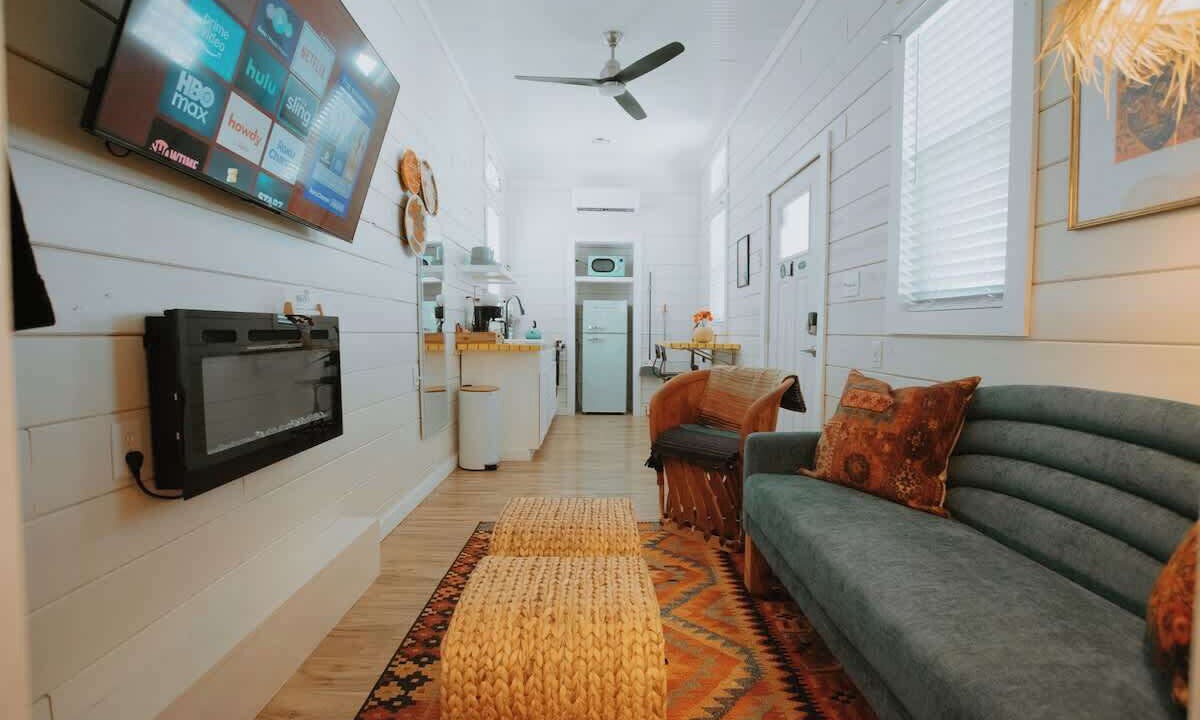 Photo of Livingroom in South Broadway