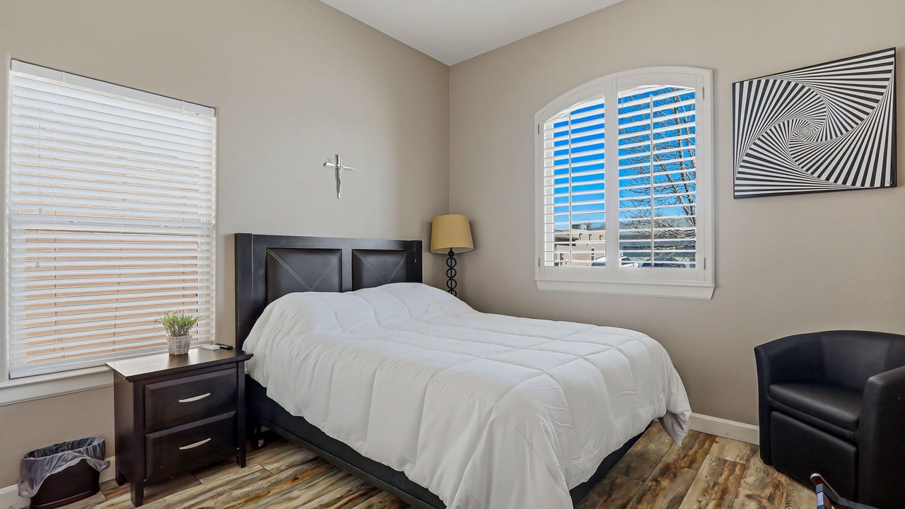 Photo of Bedroom in Sunset