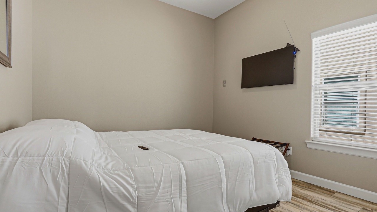 Photo of Bedroom in Sunset