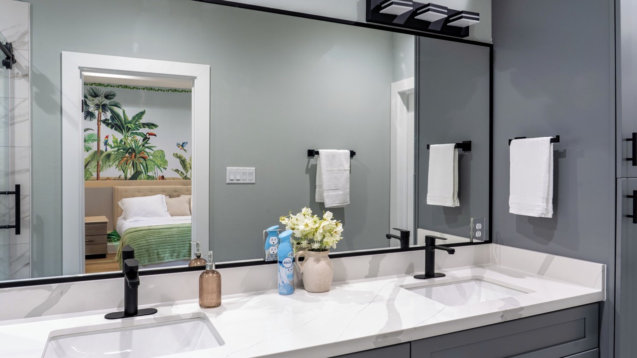 Photo of Bathroom in OST - South Union