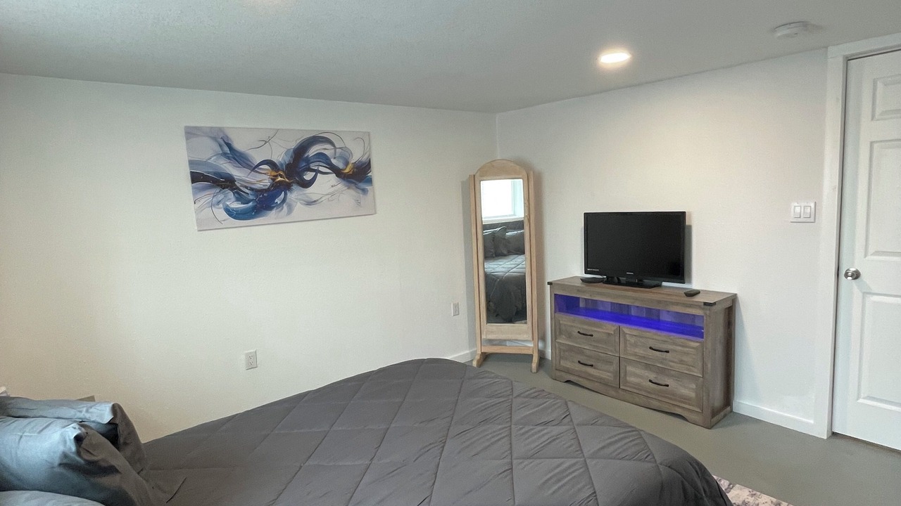 Photo of Bedroom in South Broadway