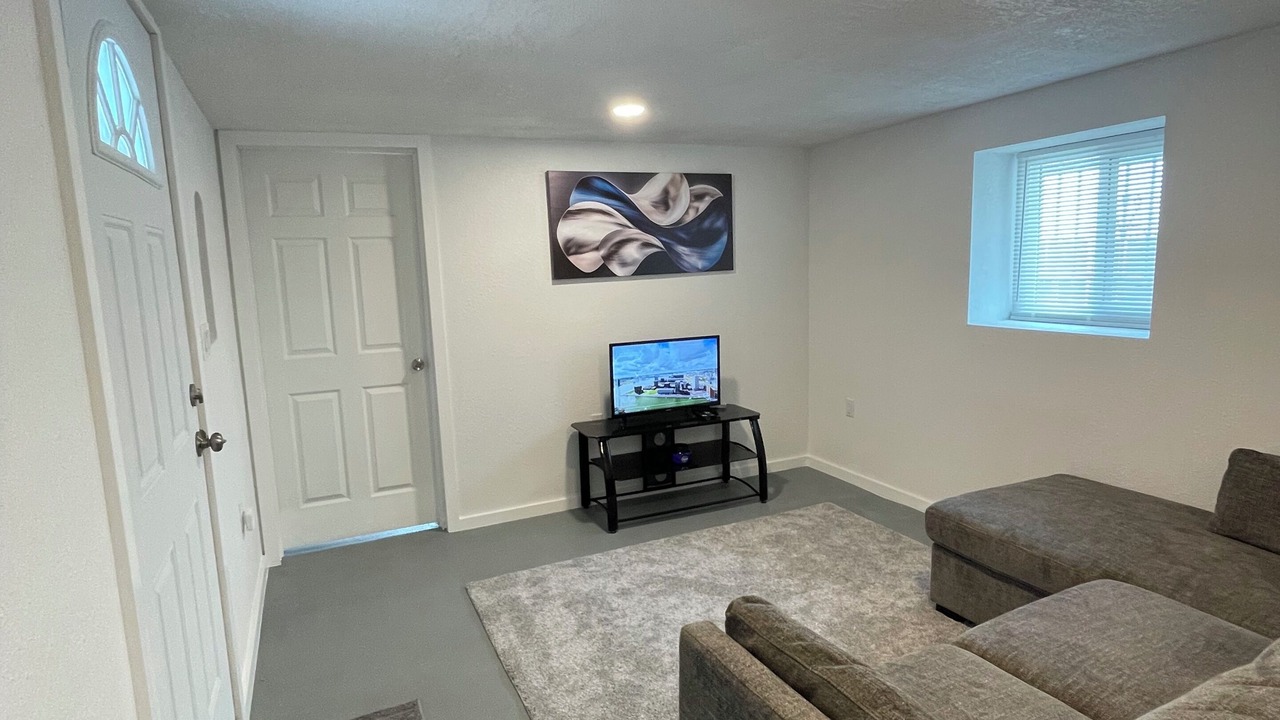 Photo of Livingroom in South Broadway