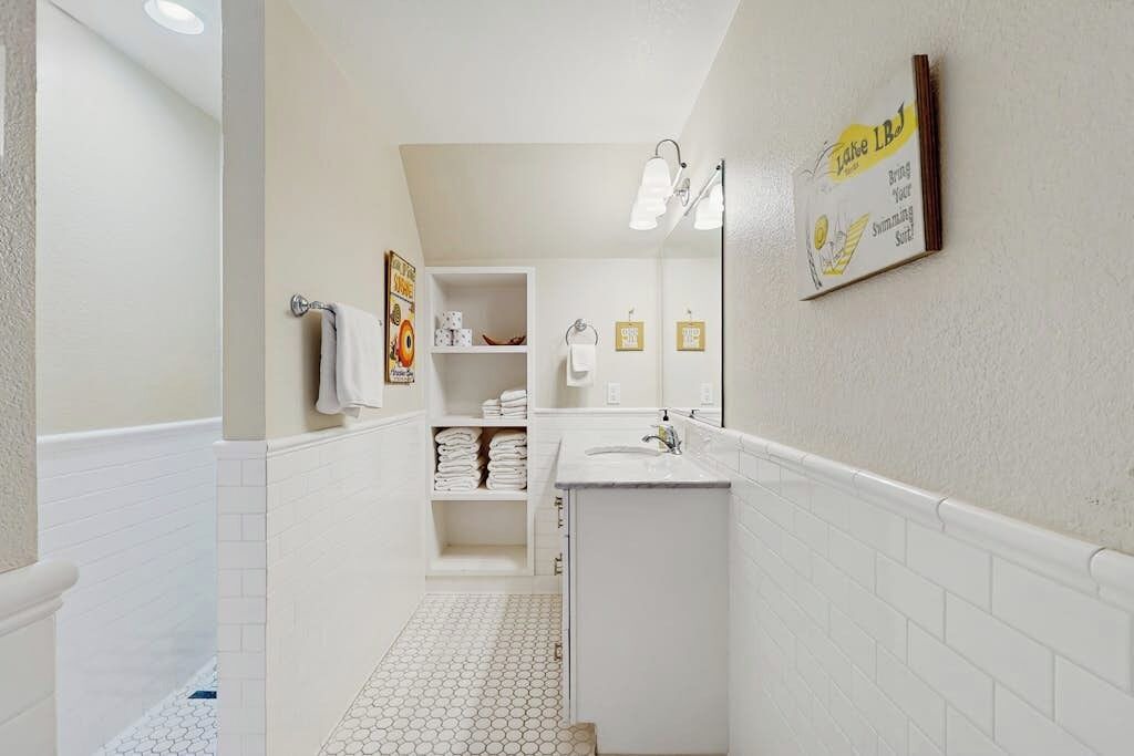Photo of Bathroom in Horseshoe Bay