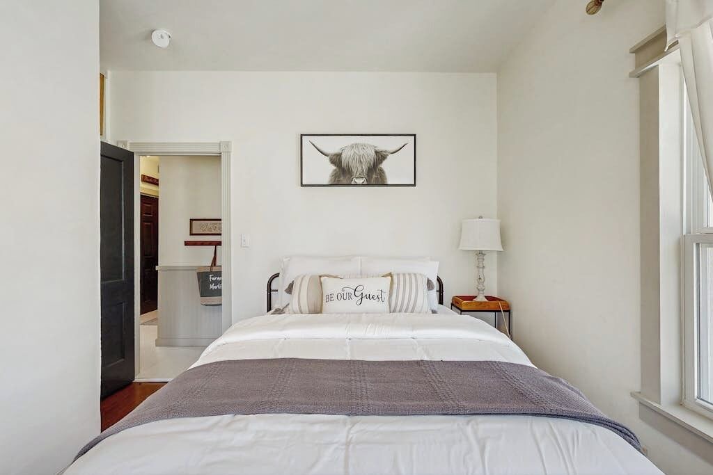 Photo of Bedroom in Fredericksburg