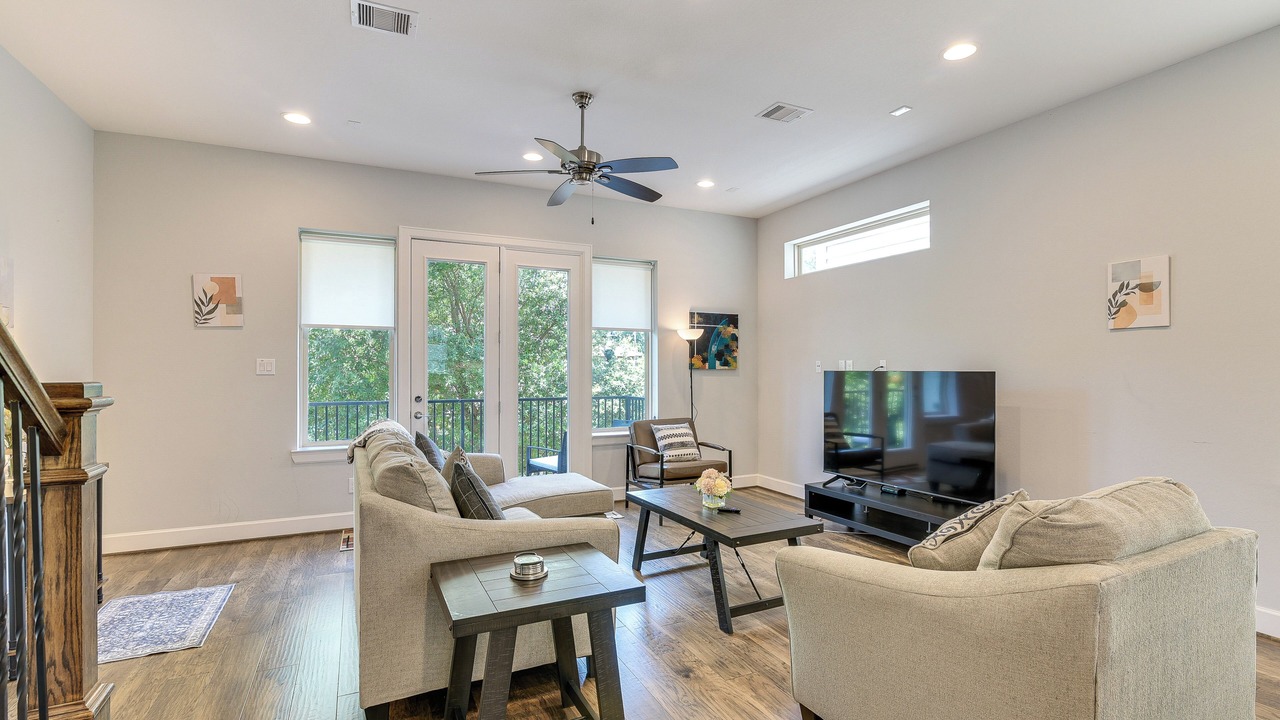 Photo of Bedroom in Midtown