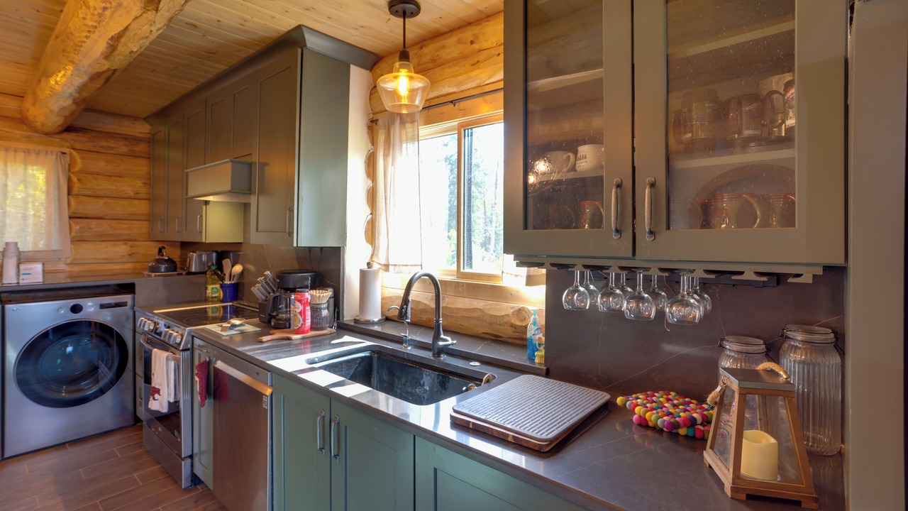 Photo of Kitchen in Columbine Lake