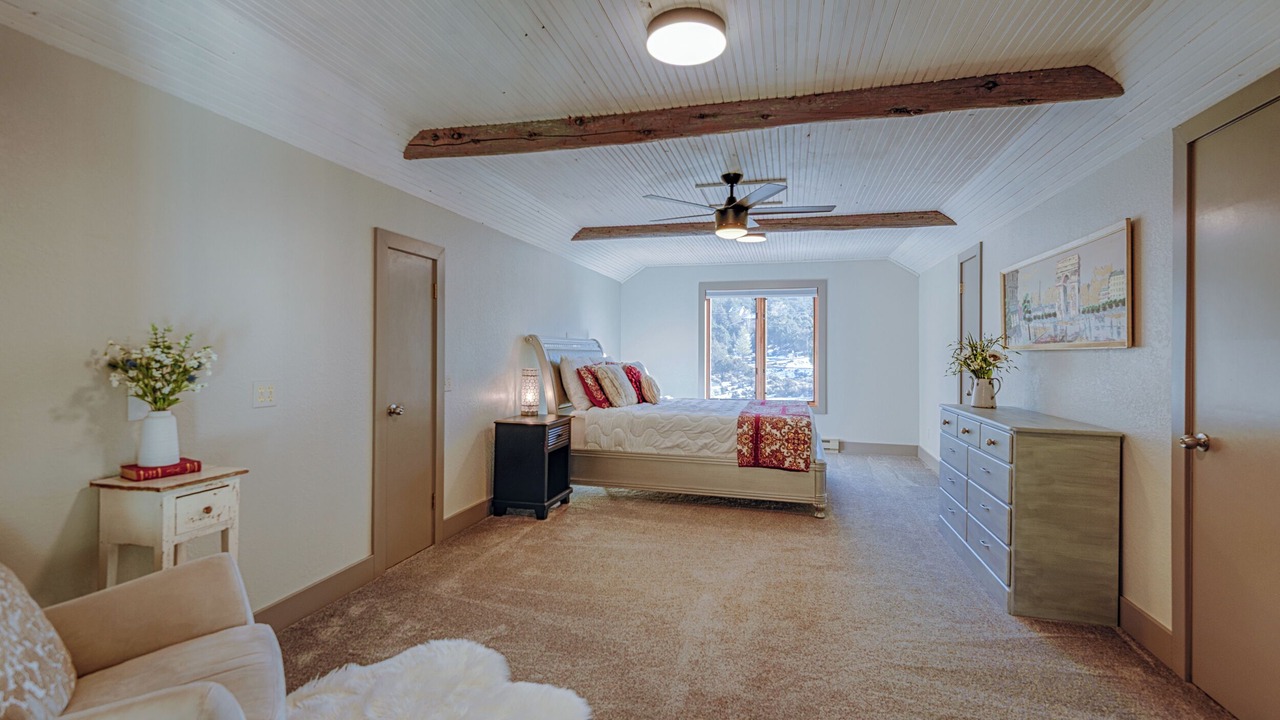 Photo of Bedroom in Ridgway