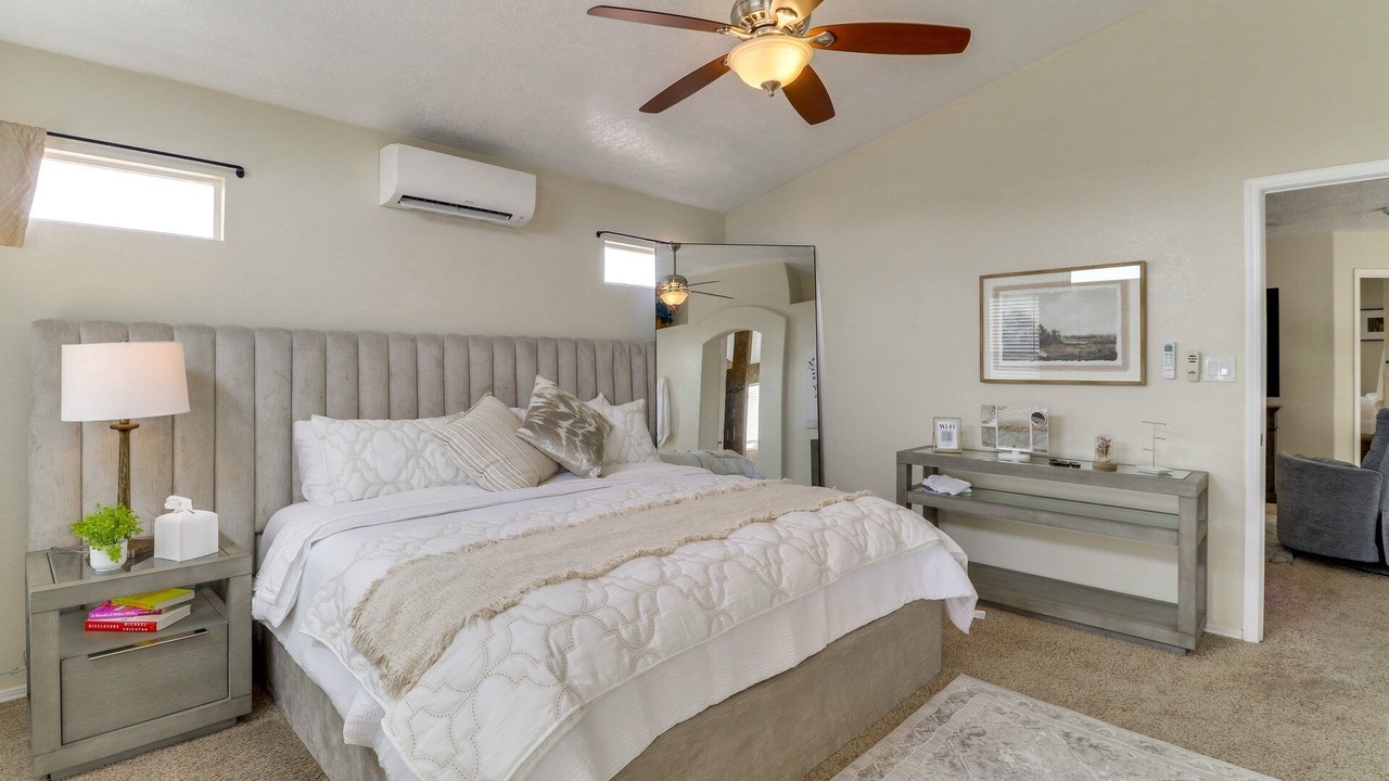 Photo of Bedroom in Alban Hills