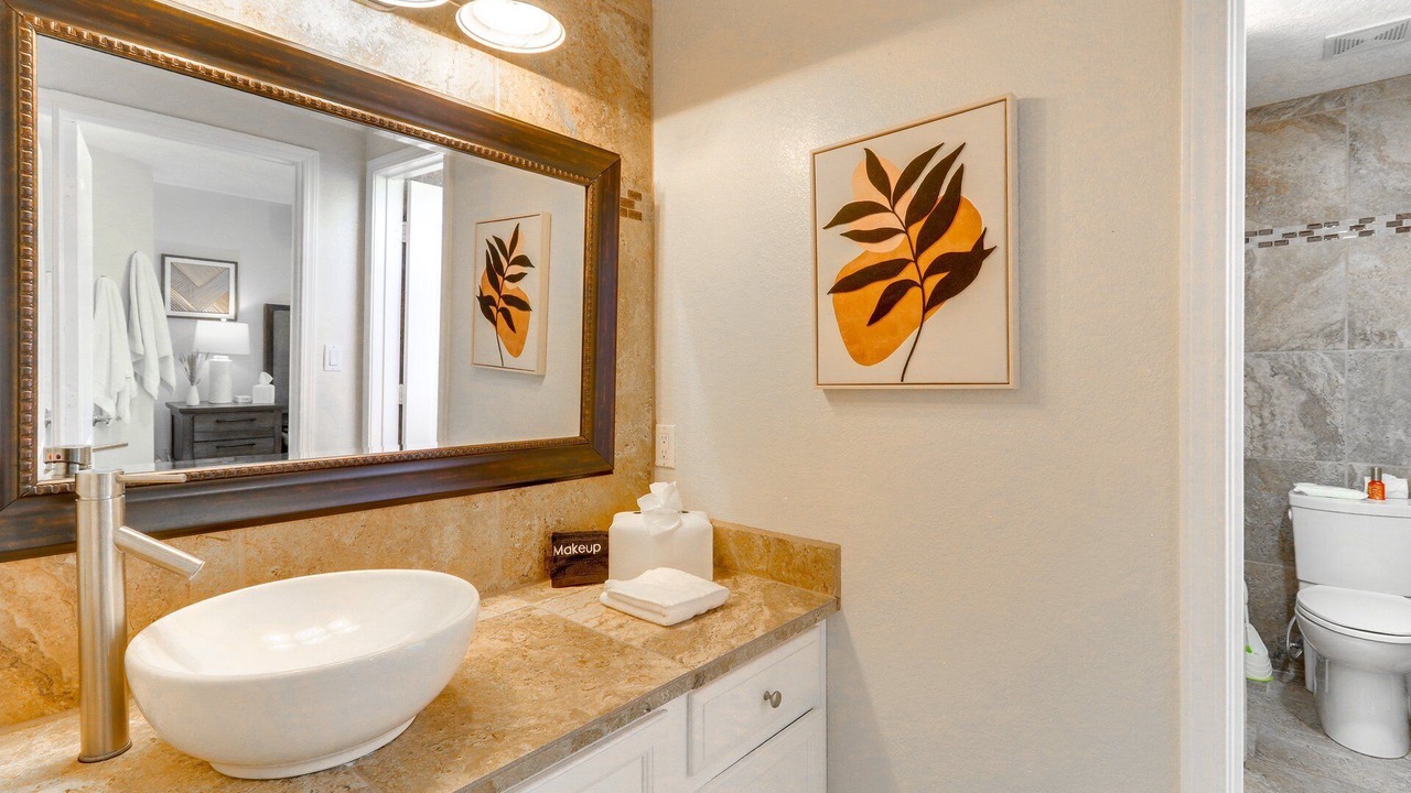 Photo of Bathroom in Alban Hills