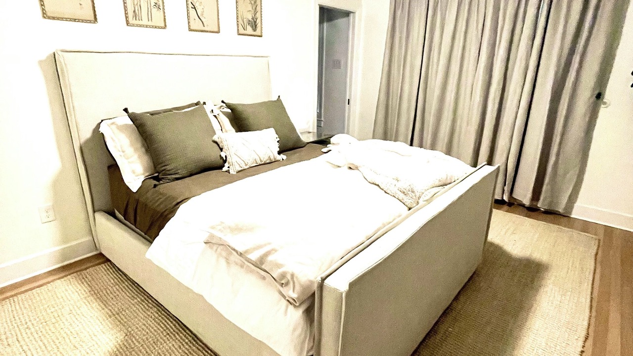 Photo of Bedroom in Tarrytown