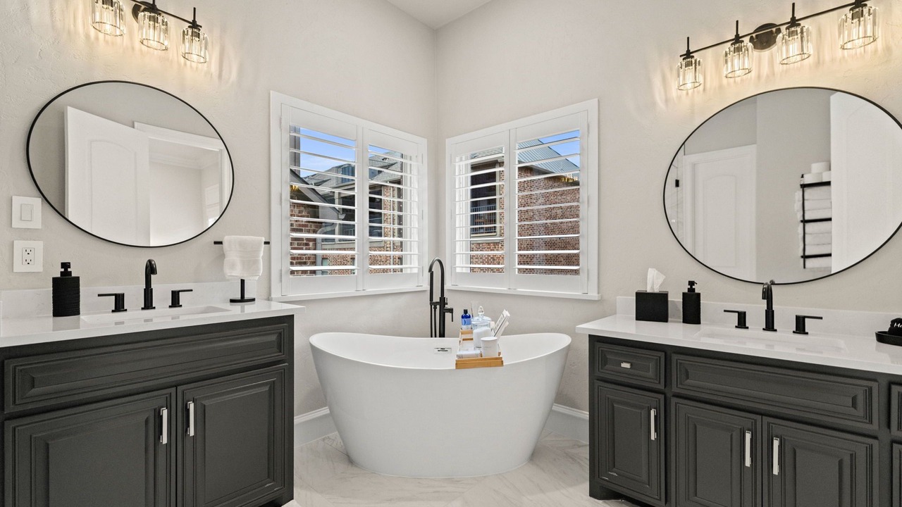 Photo of Bathroom in Legacy Park