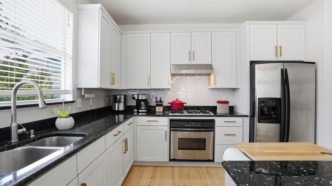 Photo of Kitchen in Knox - Henderson