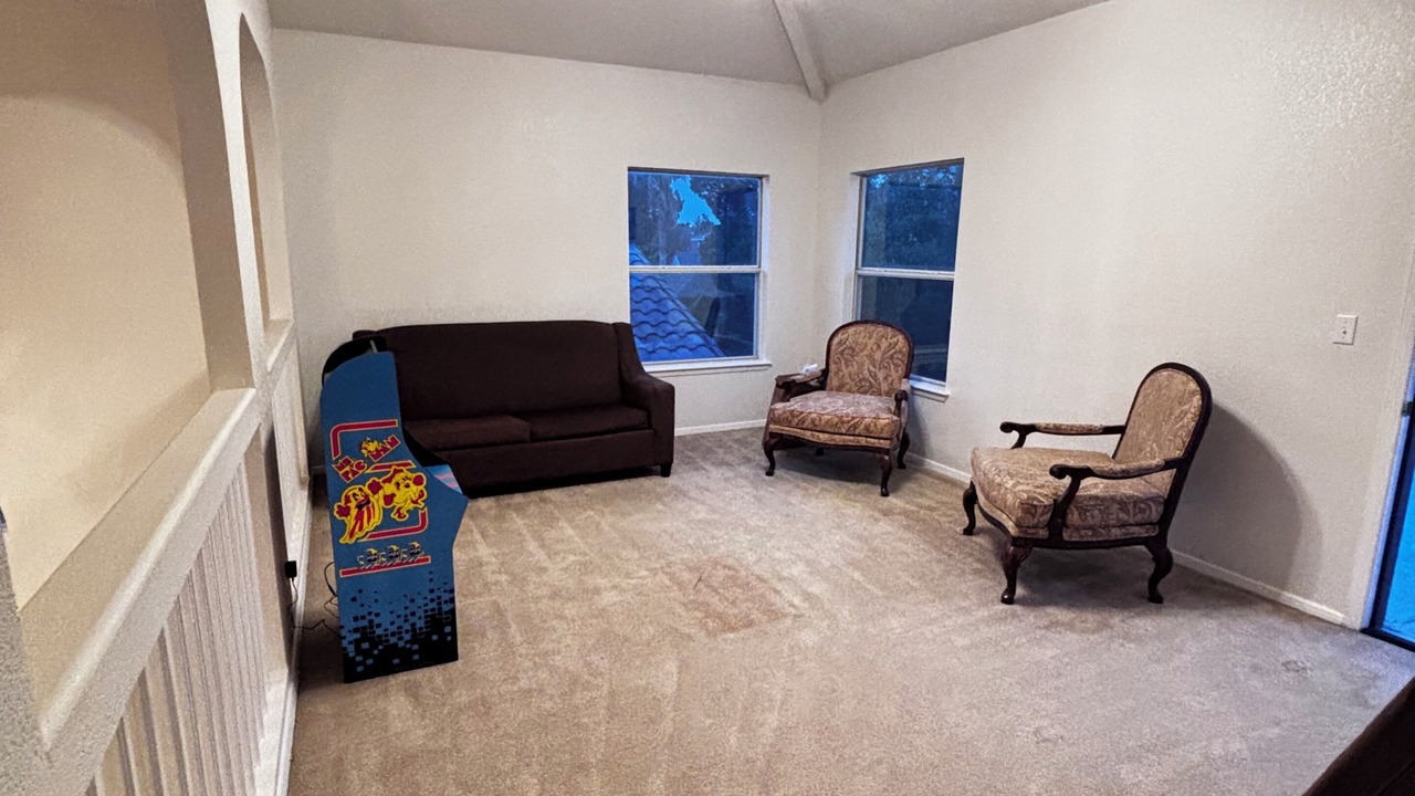 Photo of Livingroom in Biggs Field