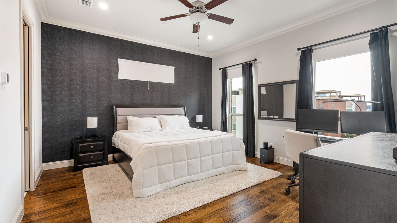 Photo of Bedroom in Las Colinas