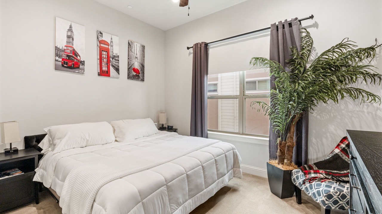Photo of Bedroom in Las Colinas