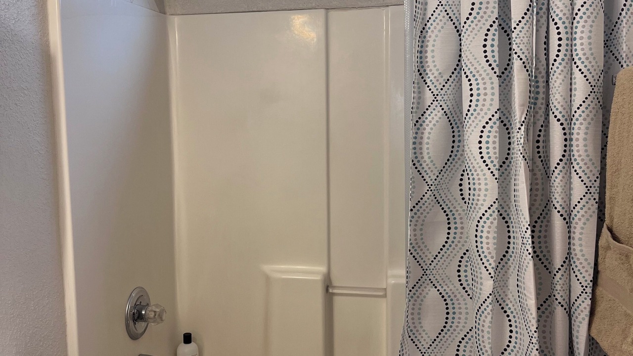 Photo of Bathroom in Sun Ridge South