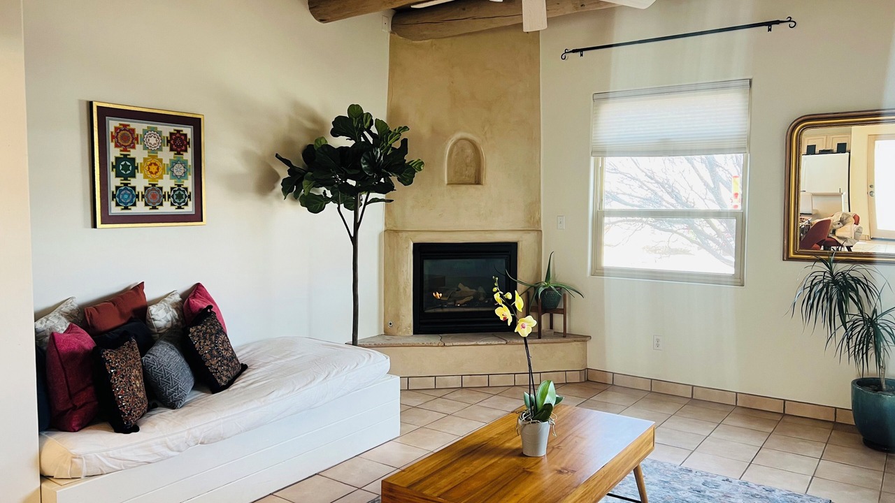 Photo of Livingroom in Santa Fe
