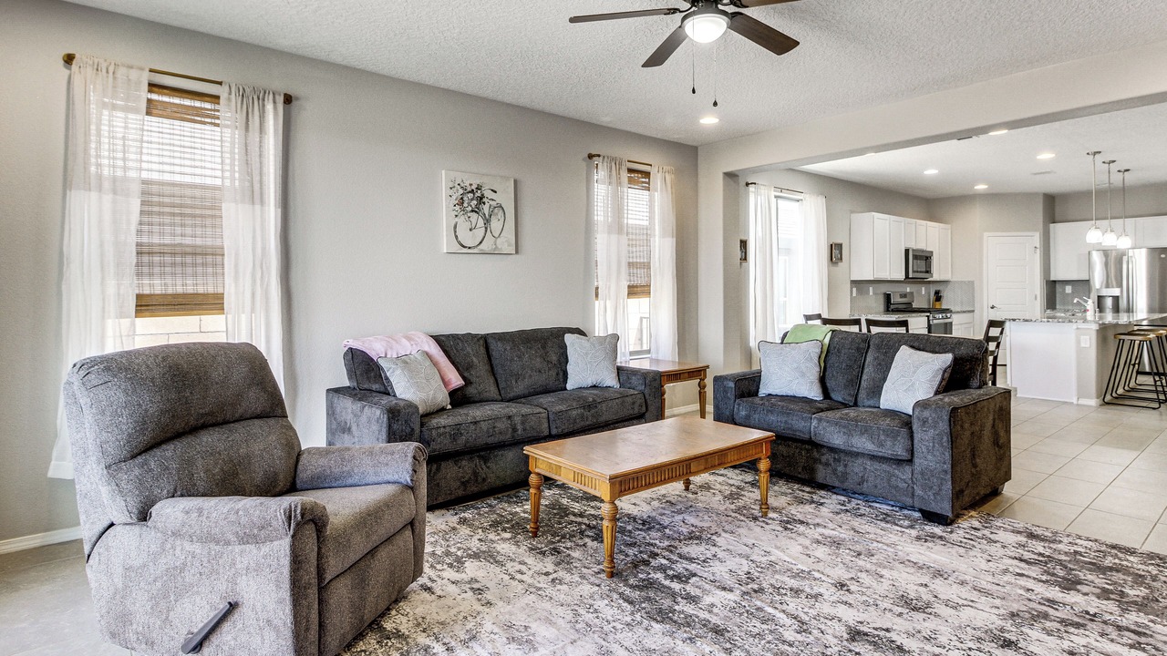 Photo of Livingroom in Los Lunas