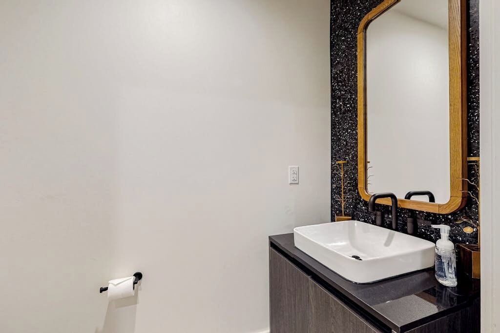 Photo of Bathroom in Rainey Street Historic District