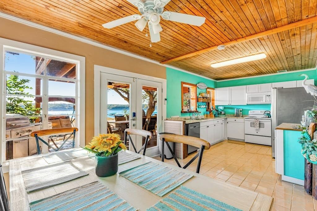 Photo of Kitchen in Rocky Ridge
