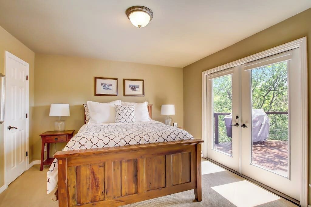 Photo of Bedroom in Volente