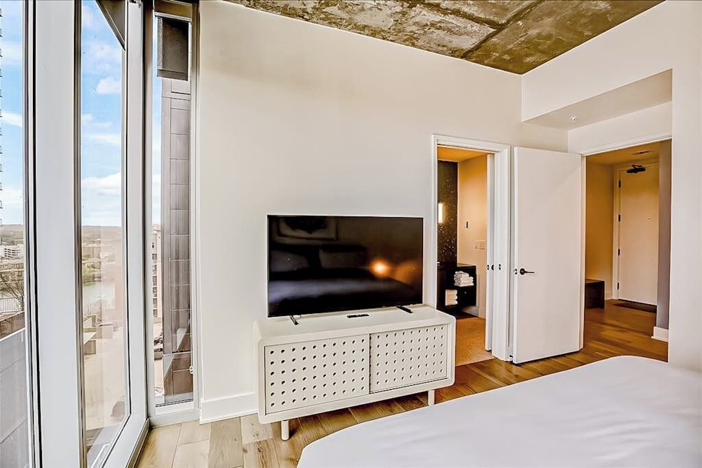 Photo of Bedroom in Rainey Street Historic District