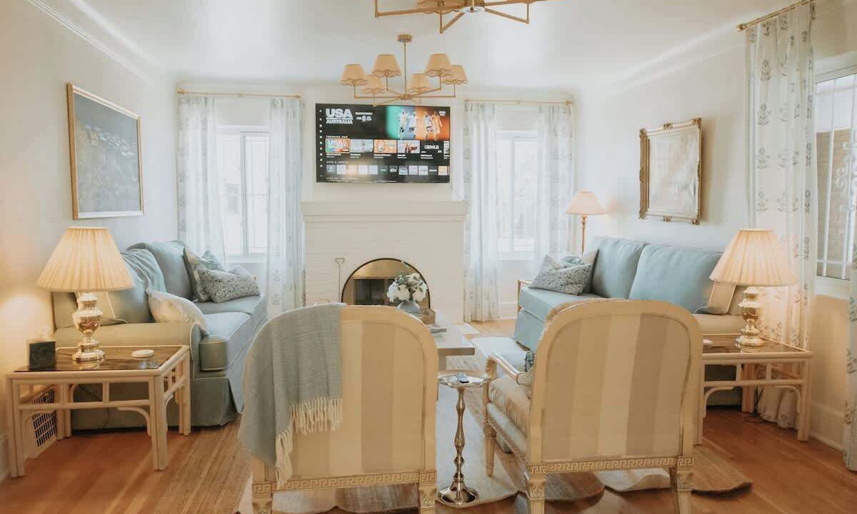 Photo of Livingroom in Downtown Albuquerque