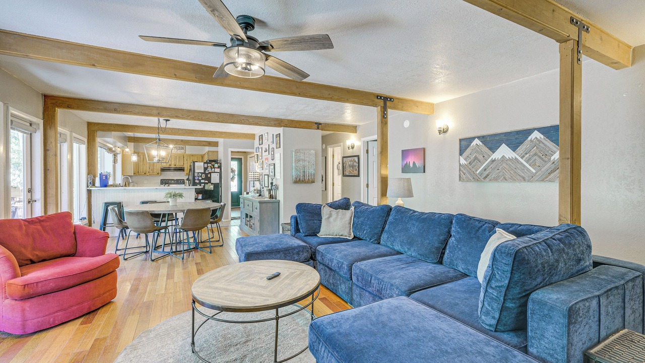 Photo of Livingroom in San Juan River Village