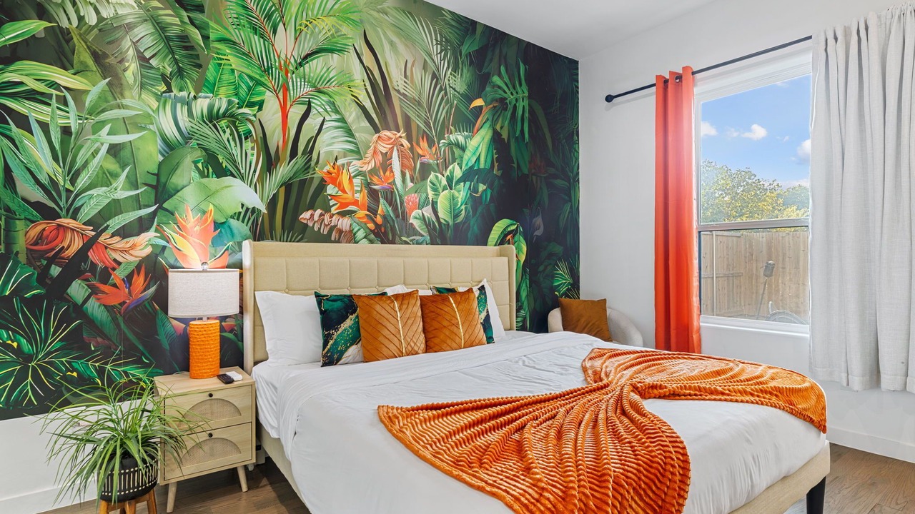 Photo of Bedroom in West Dallas