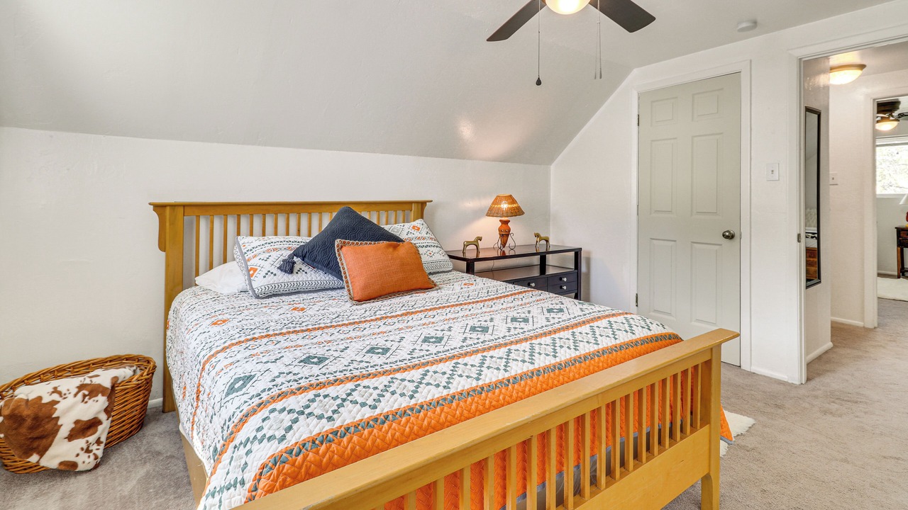 Photo of Bedroom in South Valley