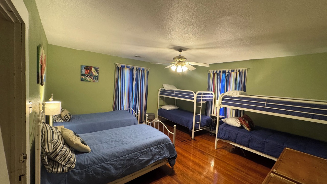 Photo of Bedroom in Hearne