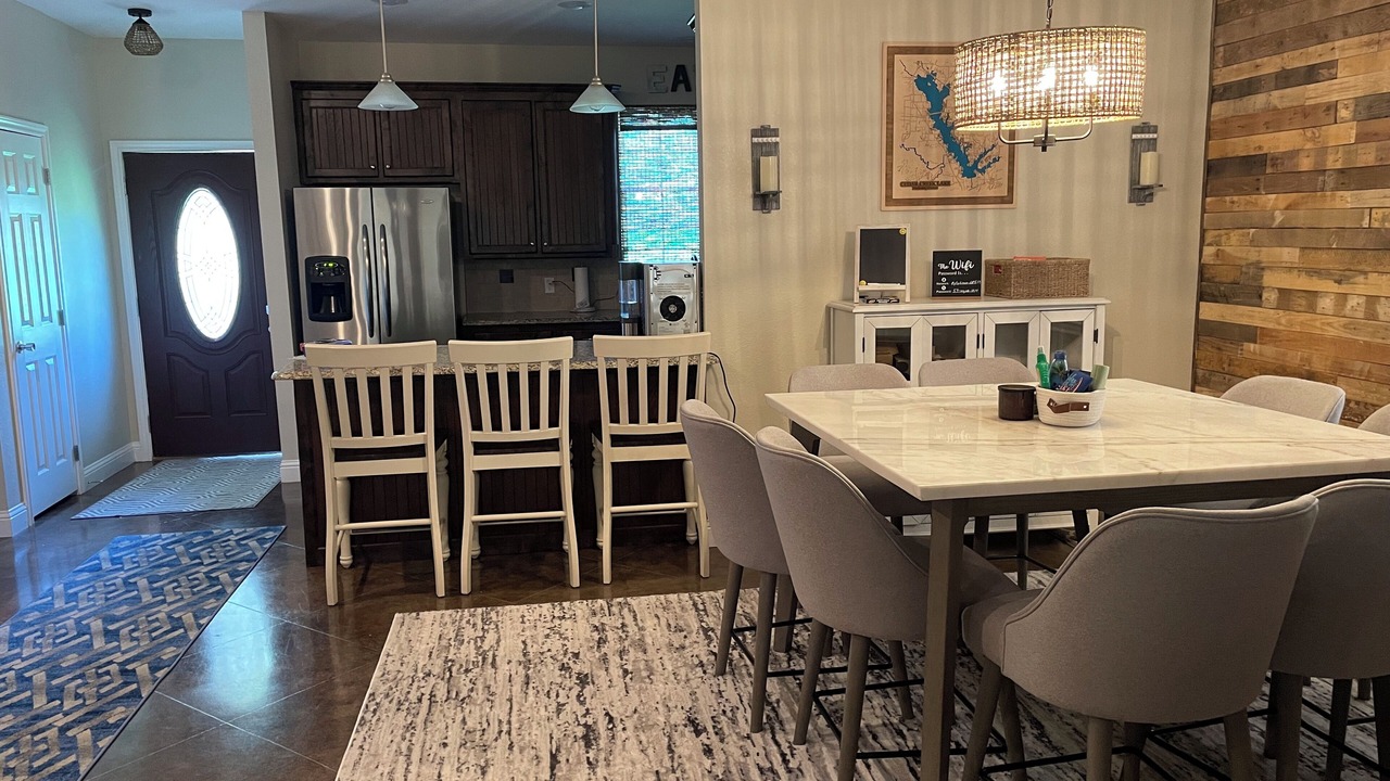 Photo of Others in Carolyn Estates