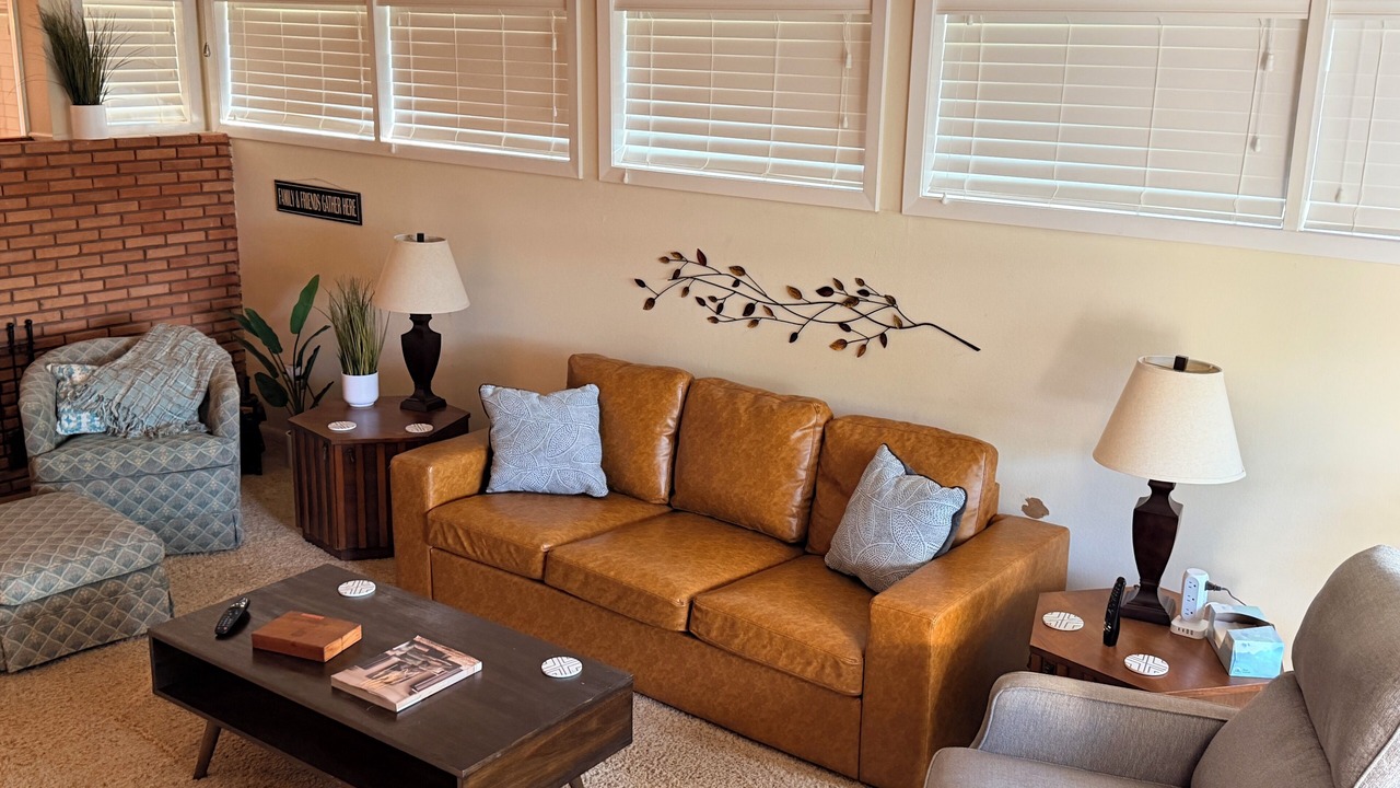 Photo of Livingroom in College Station
