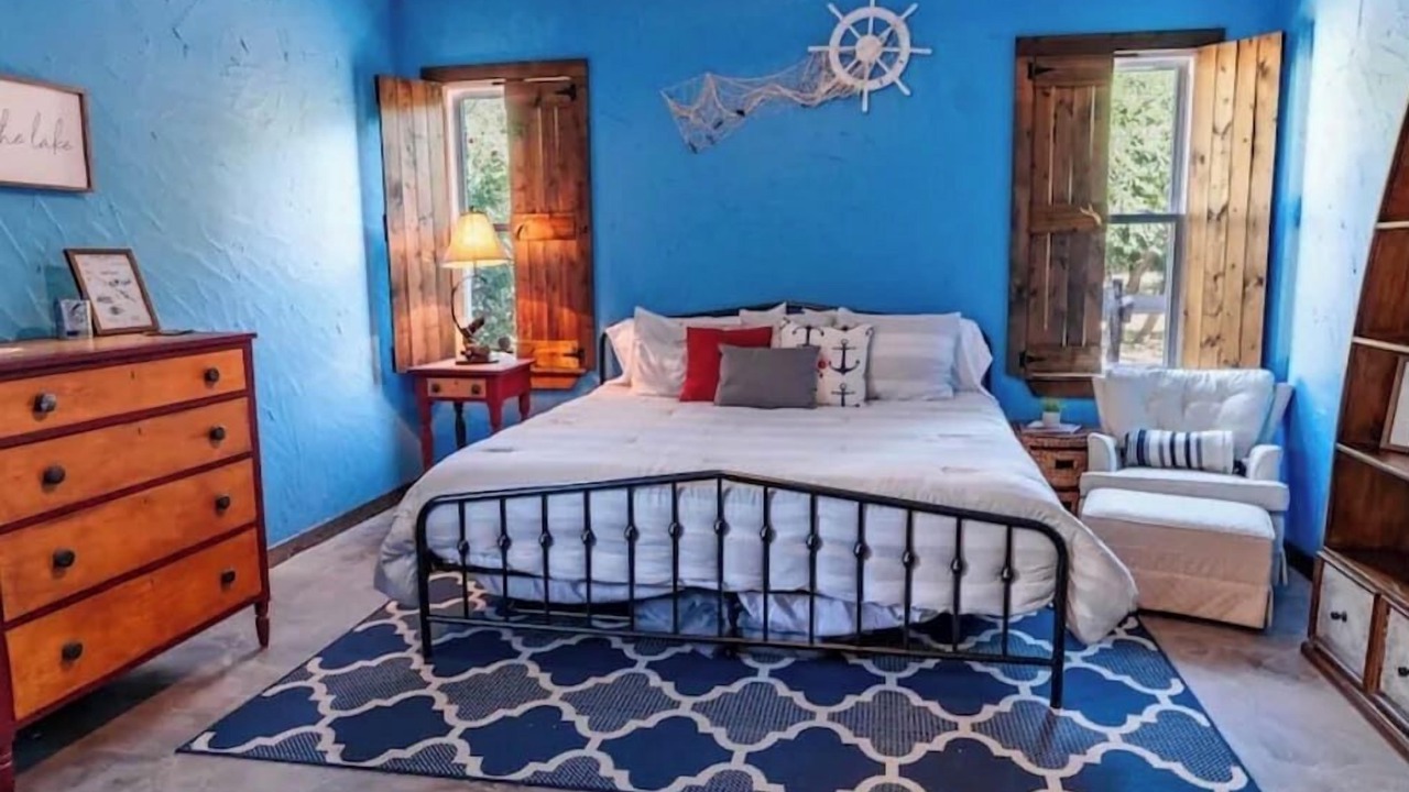 Photo of Bedroom in Granbury