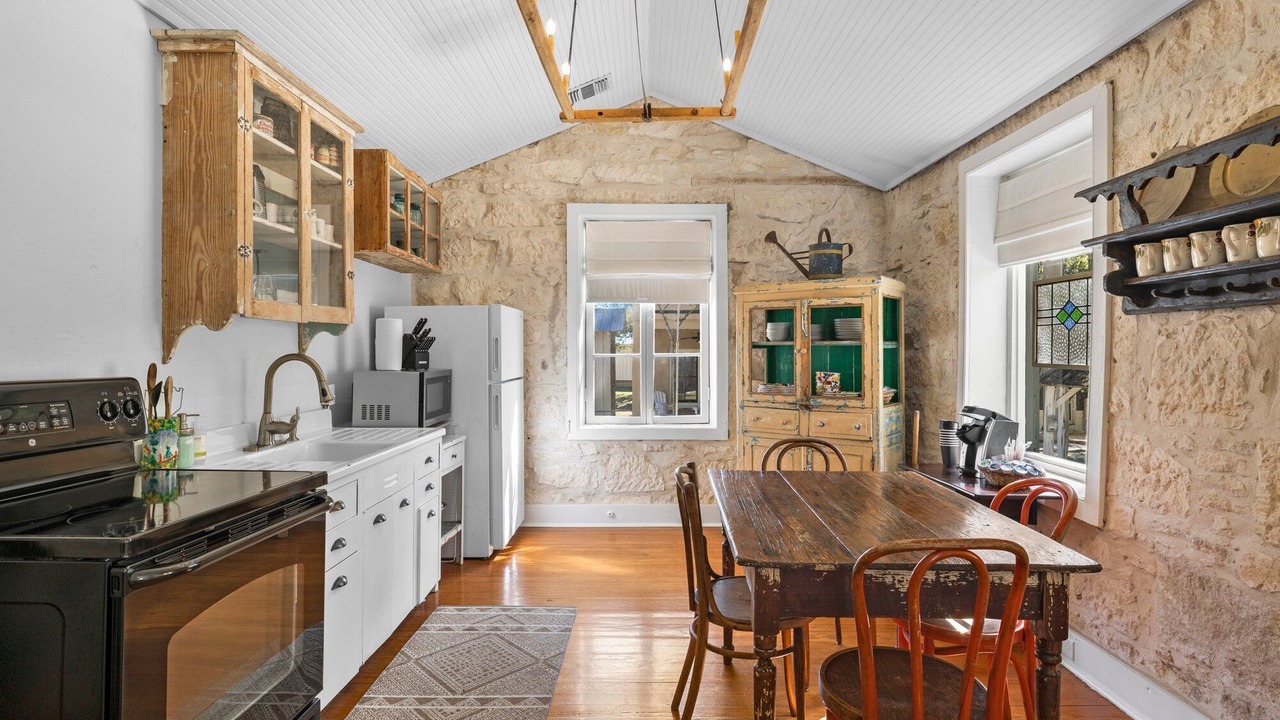 Photo of Kitchen in Comfort