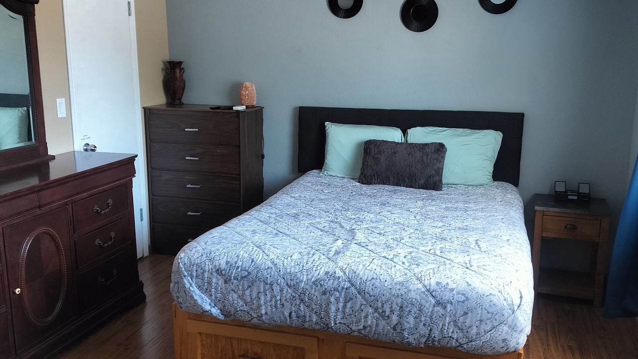 Photo of Bedroom in Biggs Field
