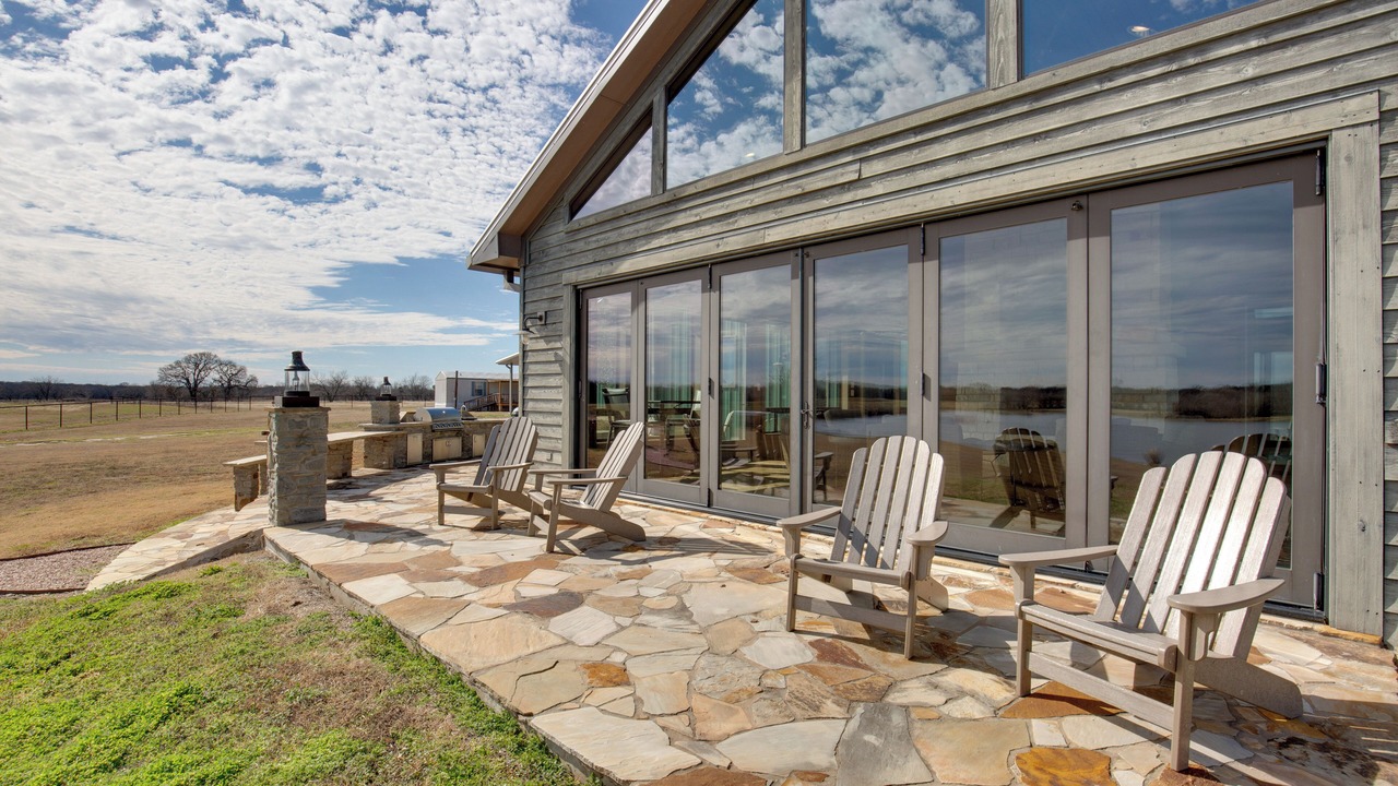 Photo of Patio Balcony in Elmo