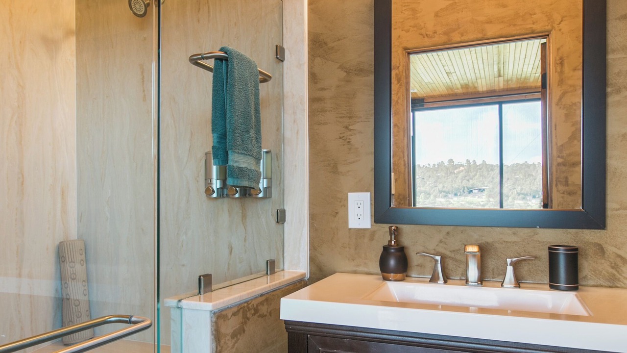 Photo of Bathroom in Zuzax