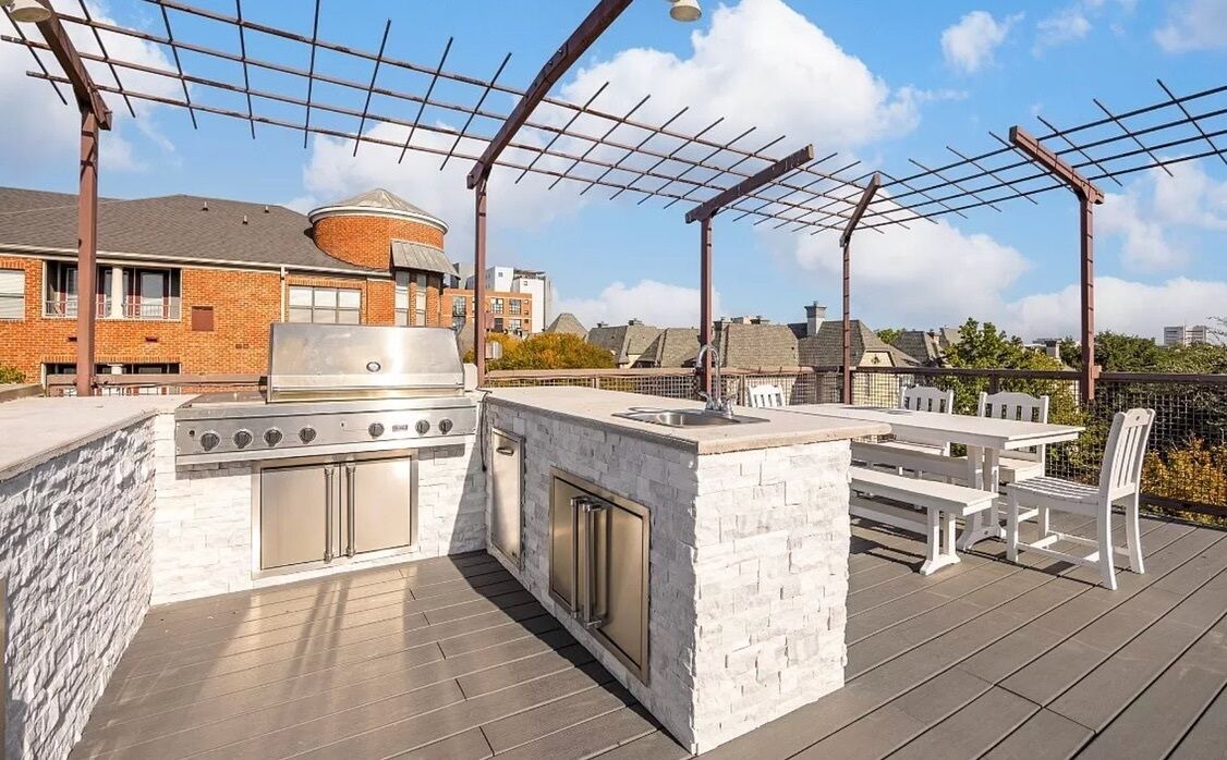 Photo of Outdoor in Uptown