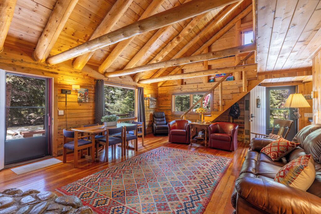 Photo of Livingroom in Bayfield