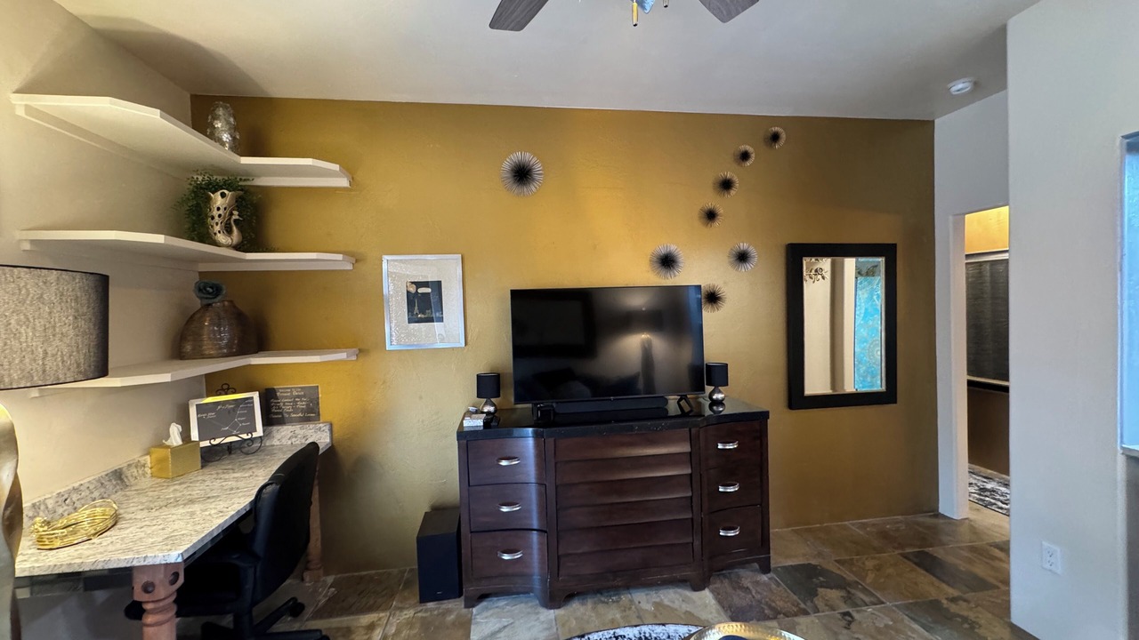 Photo of Livingroom in Albuquerque