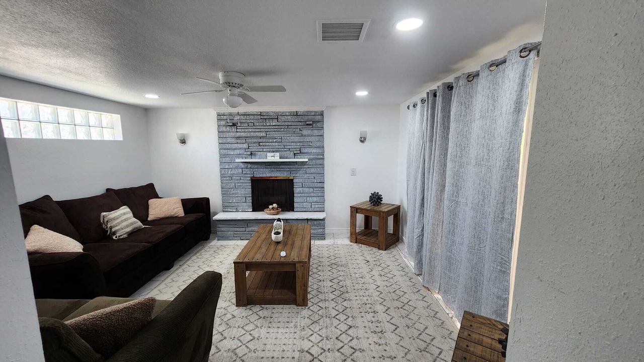 Photo of Livingroom in Northeast El Paso