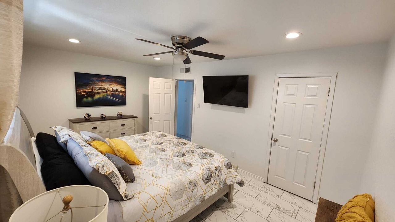 Photo of Bedroom in Northeast El Paso