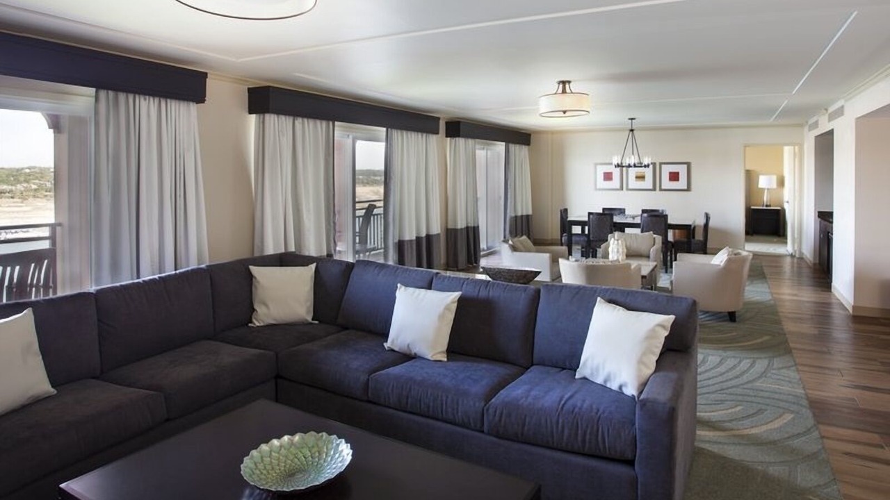 Photo of Livingroom in Lakeway