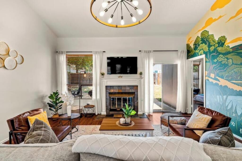 Photo of Livingroom in Wells Branch