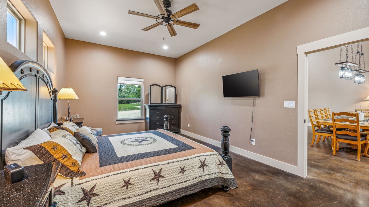 Photo of Bedroom in Paluxy