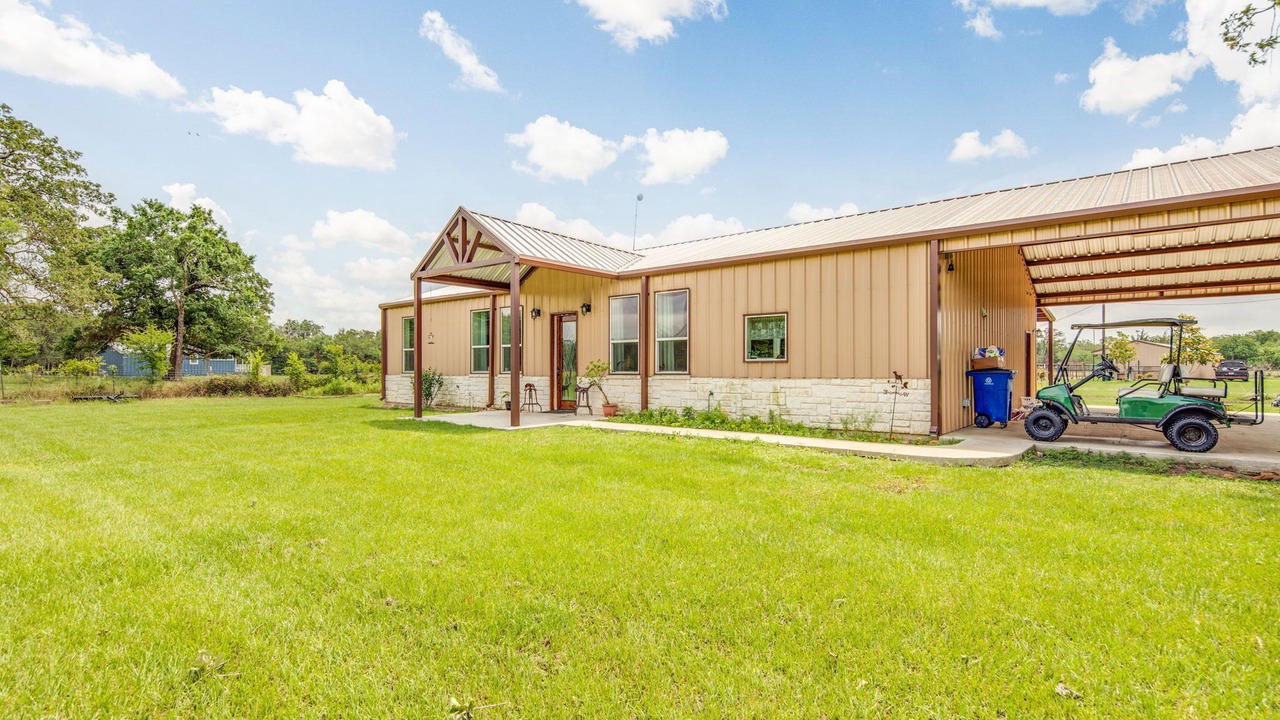 Photo of Outdoor in Bryan