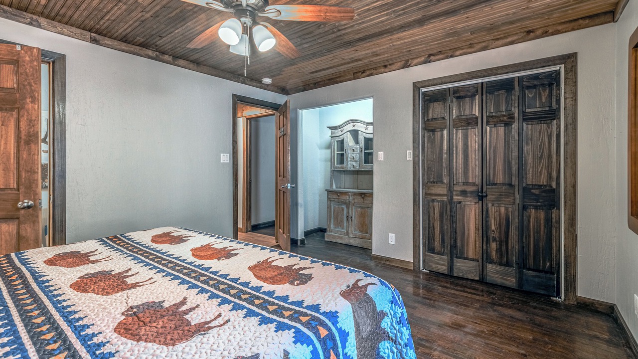 Photo of Bedroom in Ruidoso