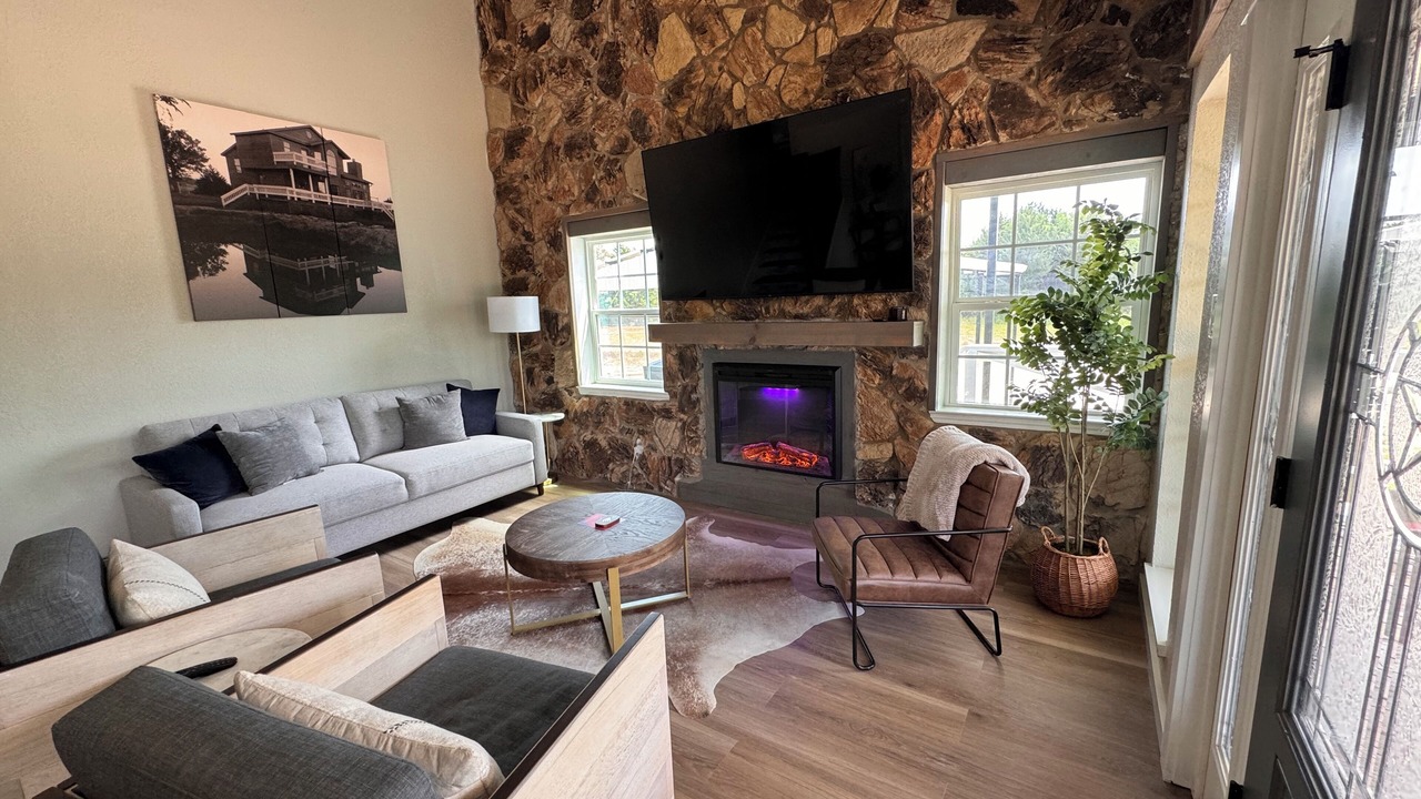 Photo of Livingroom in Whitesboro