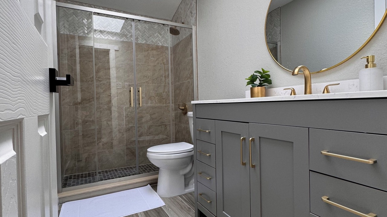 Photo of Bathroom in Whitesboro